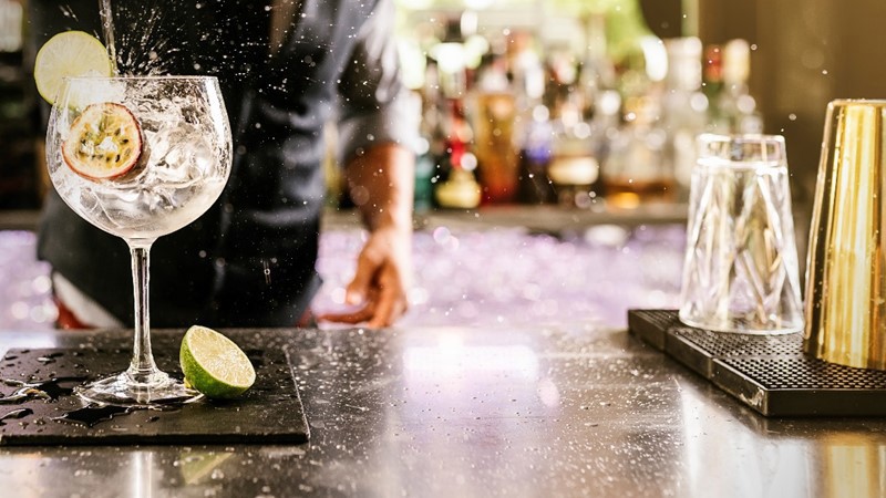 passion-fruit-gin-and-tonic.jpg
