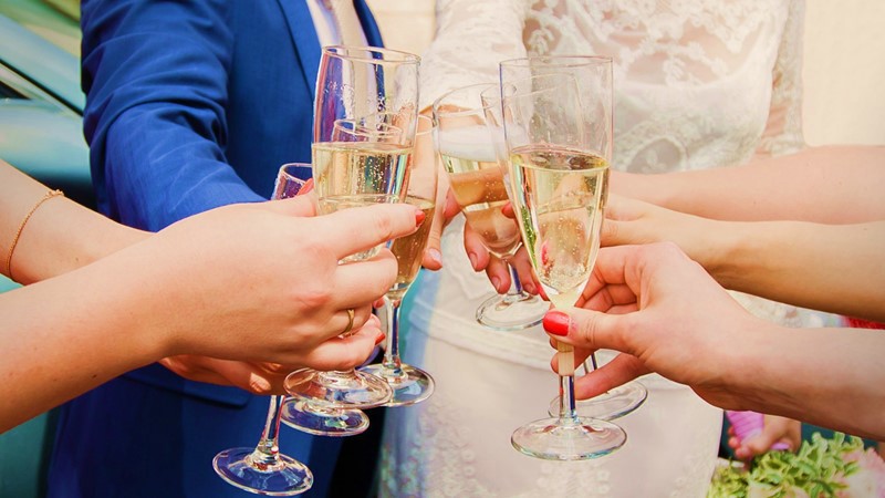 wedding-champagne.jpg