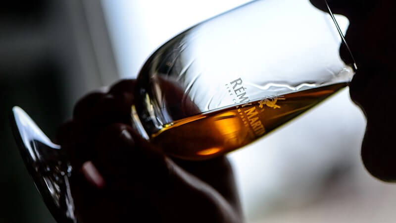 remy-martin-sniffer.jpg