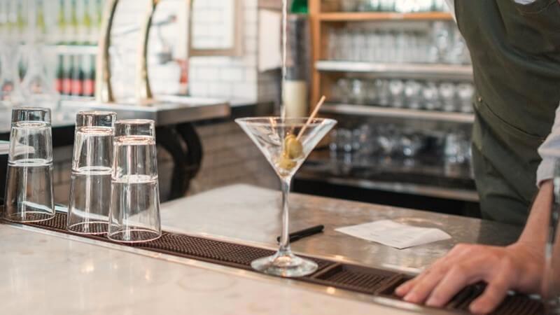 cocktail-service.jpg